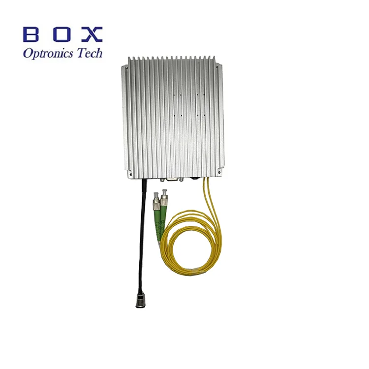 Amplificateur à fibre dopée à l'ytterbium